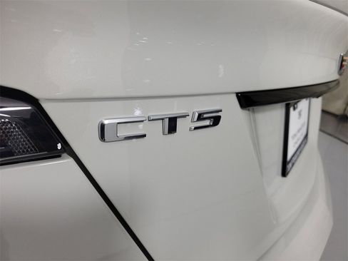 Used 2023 Cadillac CT5 V w/ Premium Package image 7