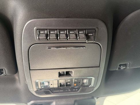 Used 2023 Ford F250 Platinum AWD/4WD image 41