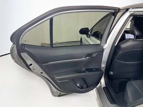 Used 2019 Toyota Camry XSE w/ Driver Assist Package image 27