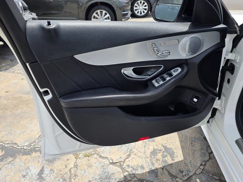 Used 2019 Mercedes-Benz C 300 Sedan image 20