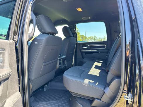 New 2026 RAM 2500 Big Horn AWD/4WD image 16