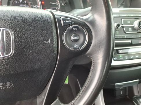 Used 2015 Honda Accord Sport image 32