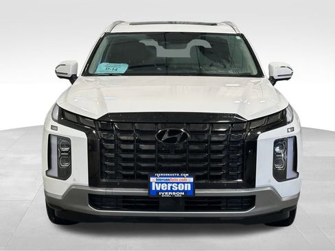 Used 2023 Hyundai Palisade Limited image 2