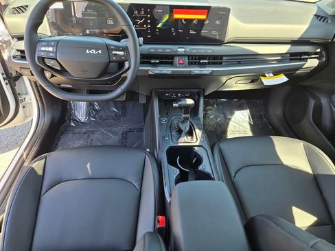 New 2026 Kia K4 EX image 19