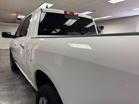Used 2017 RAM 1500 Lone Star AWD/4WD image 16