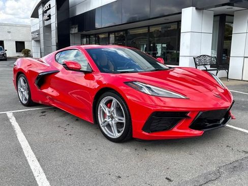 Used 2022 Chevrolet Corvette Stingray Preferred Cpe w/ Engine Appearance Package image 8