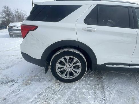 Certified 2023 Ford Explorer Limited w/ Limited Technology Package image 23