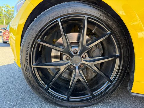 Used 2017 Ford Mustang GT Premium RWD image 36