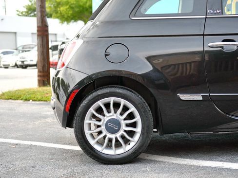 Used 2012 FIAT 500 Lounge FWD image 28