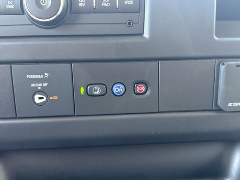 New 2025 Chevrolet Express 3500 w/ Power Convenience Package image 50