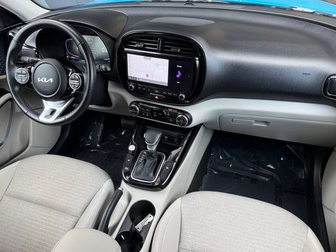 Used 2023 Kia Soul EX FWD image 23