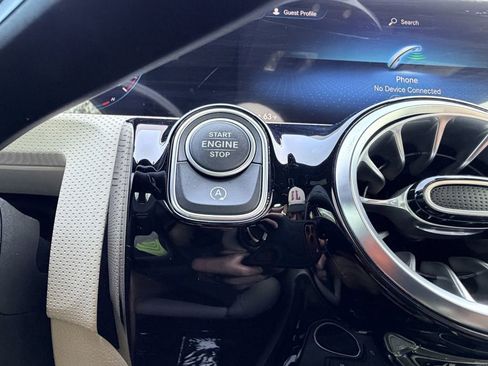 Used 2022 Mercedes-Benz A 220 image 27