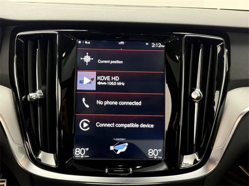 Used 2019 Volvo S60 T5 R-Design image 22