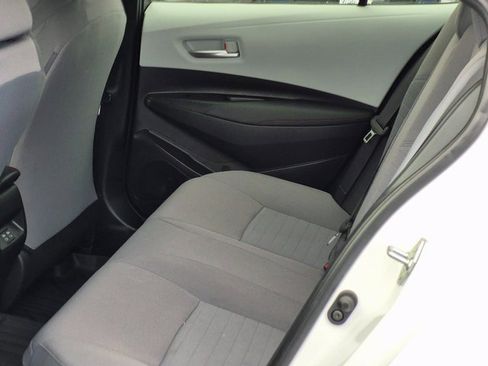 Used 2024 Toyota Corolla SE image 18