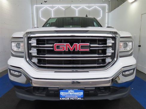 Used 2018 GMC Sierra 1500 SLT w/ SLT Premium Package AWD/4WD image 2