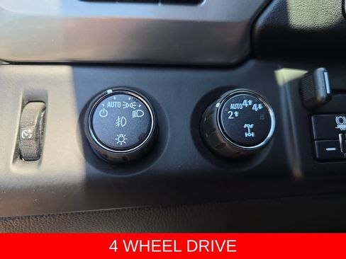 Used 2020 Chevrolet Tahoe Premier AWD/4WD image 26