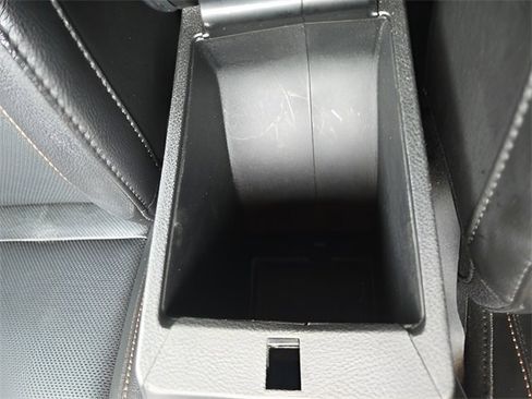 Used 2023 Jeep Compass Limited image 23