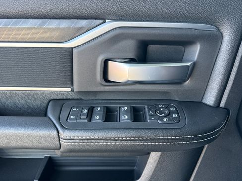 New 2026 RAM 2500 Big Horn AWD/4WD image 10