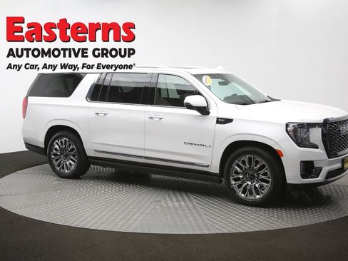Used 2023 GMC Yukon XL Denali Ultimate w/ LPO, Floor Liner Package AWD/4WD image 56