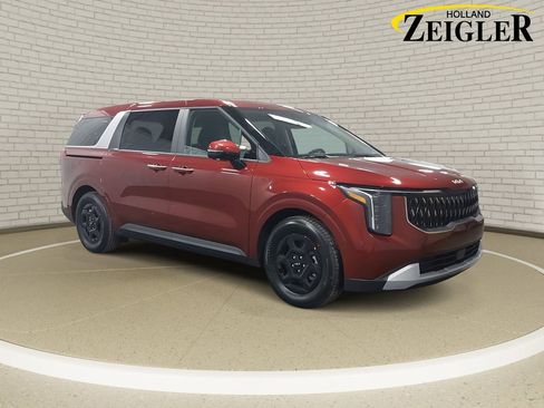 New 2026 Kia Carnival LXS image 3