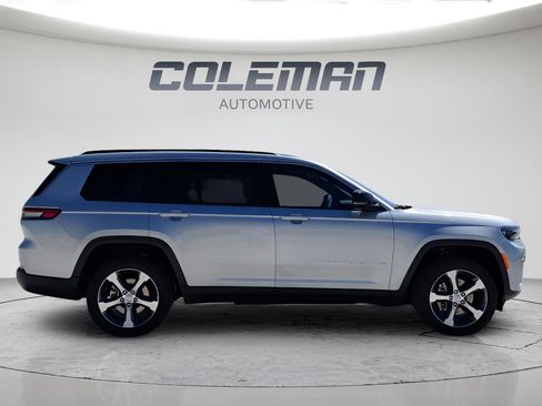 New 2026 Jeep Grand Cherokee L Limited w/ Luxury Tech Group II AWD/4WD image 6