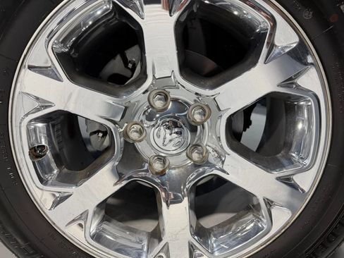 Used 2015 RAM 1500 Laramie w/ Convenience Group AWD/4WD image 10