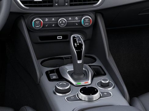 New 2025 Alfa Romeo Giulia w/ Veloce Package Rwd image 25