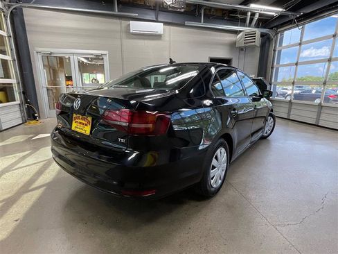 Used 2016 Volkswagen Jetta S FWD image 5