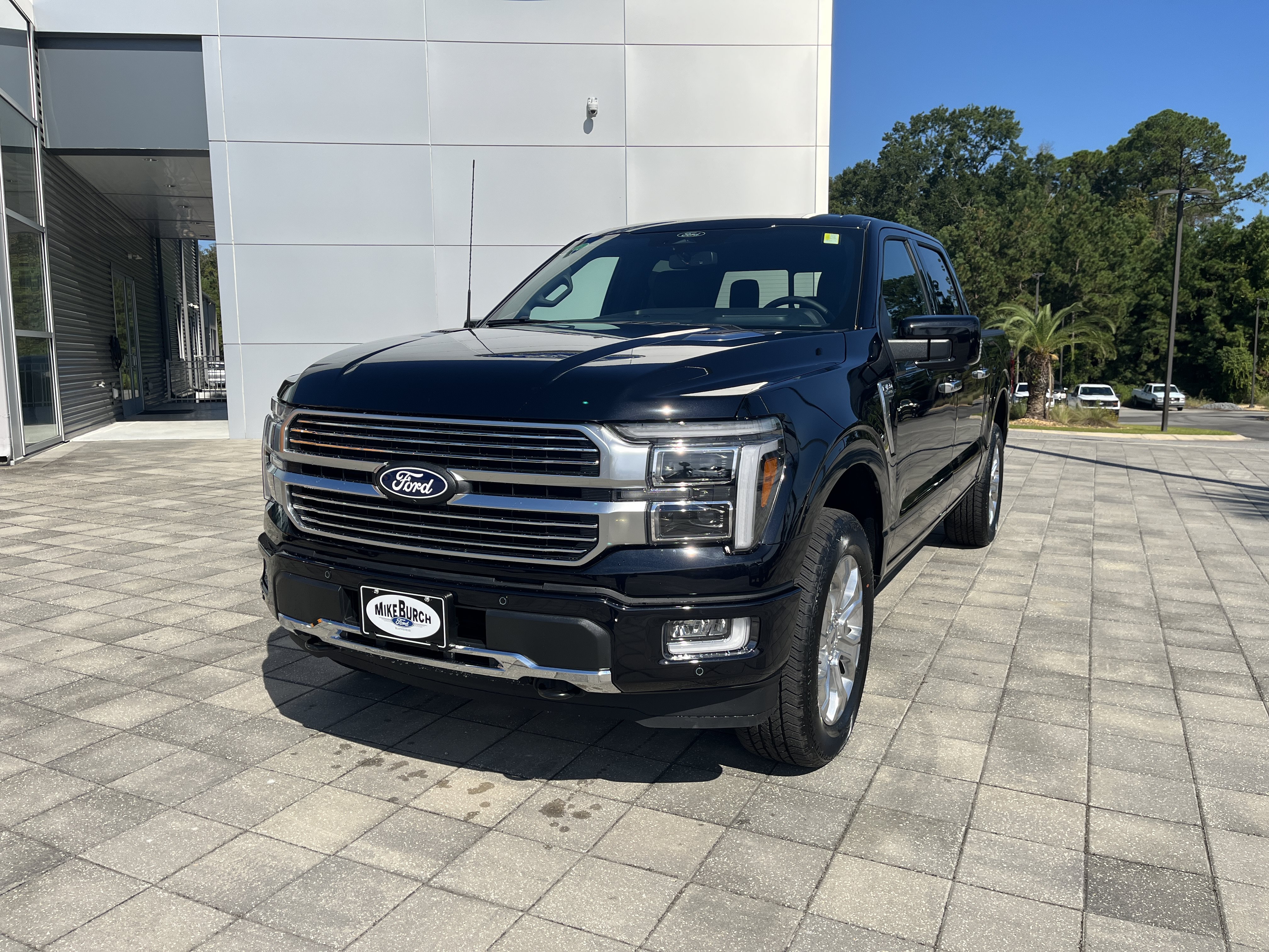 New 2026 Ford F150 Platinum w/ Equipment Group 702A High AWD/4WD image 2