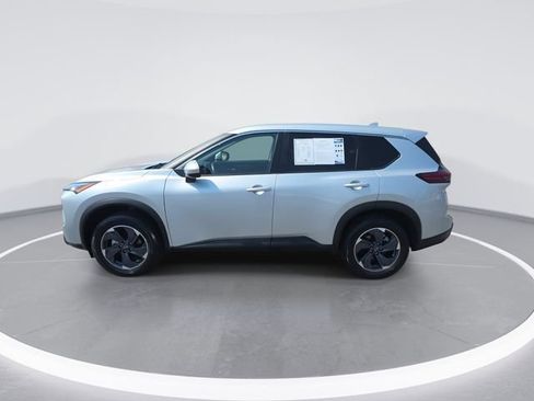 Used 2025 Nissan Rogue SV FWD image 5