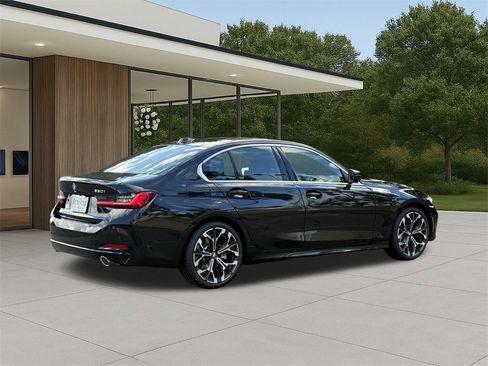 New 2026 BMW 330i Sedan w/ Premium Package image 7