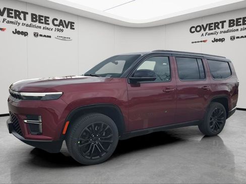 New 2026 Jeep Grand Wagoneer Summit image 3