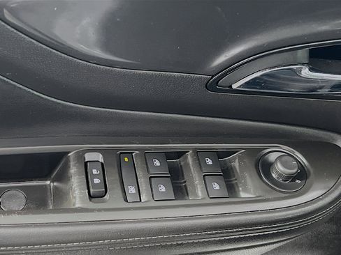 Used 2018 Buick Encore Preferred FWD image 17