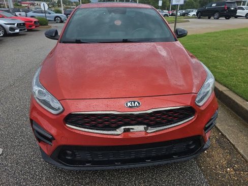 Used 2021 Kia Forte GT-Line w/ GT-Line Premium Package FWD image 6