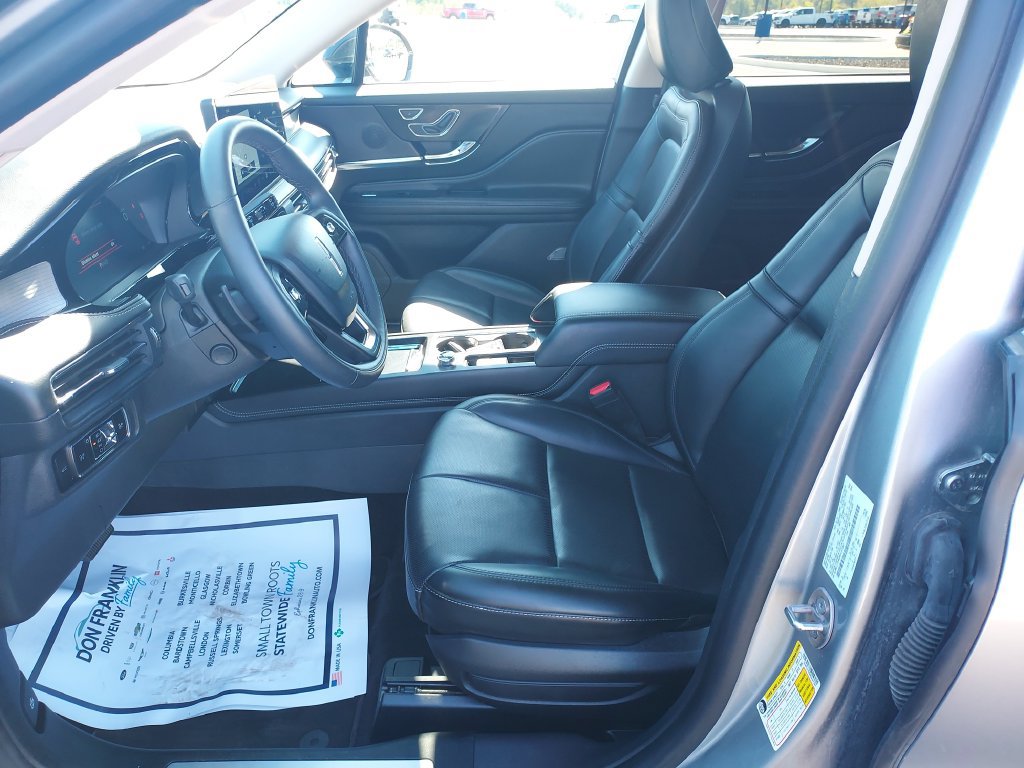 Used 2024 Lincoln Corsair AWD w/ Equipment Group 101A image 13