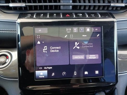 Used 2023 Jeep Grand Cherokee Laredo RWD image 20