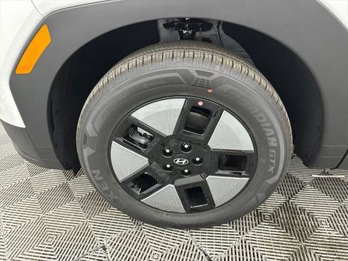 New 2026 Hyundai Santa Fe SE image 11