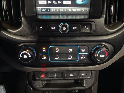 Used 2018 Chevrolet Colorado W/T w/ WT Convenience Package AWD/4WD image 13