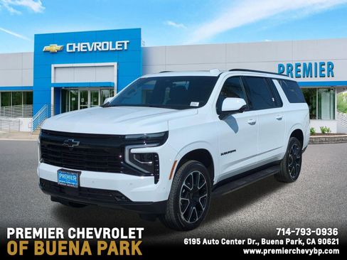 New 2026 Chevrolet Suburban RST w/ Comfort Package AWD/4WD image 1