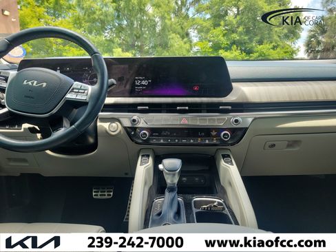Certified 2024 Kia Telluride SX w/ Towing Package AWD/4WD image 18