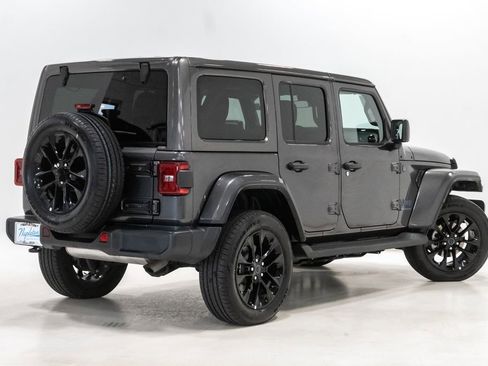 Used 2025 Jeep Wrangler Unlimited Sahara image 28