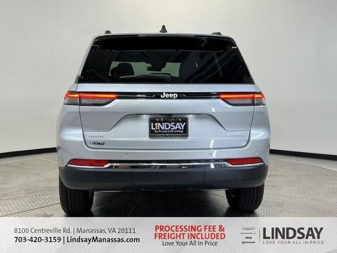 New 2025 Jeep Grand Cherokee Laredo w/ Luxury Tech Group I image 5