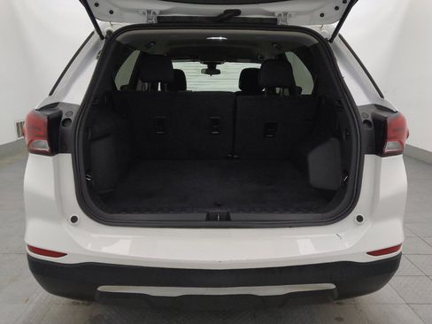 Used 2023 Chevrolet Equinox LT image 29