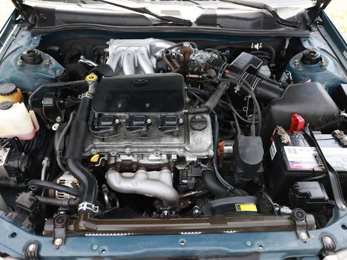 Used 2000 Toyota Camry LE FWD image 38