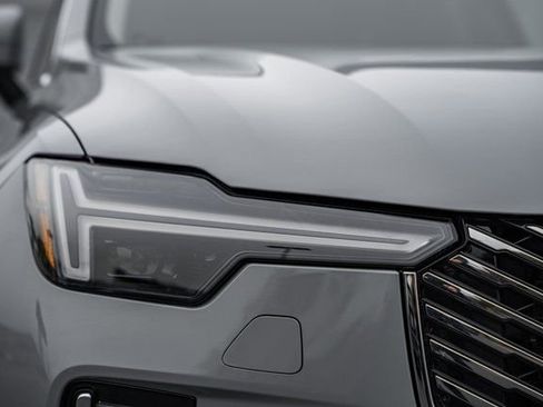 New 2026 Volvo XC90 B6 Plus w/ Protection Package Premier image 12