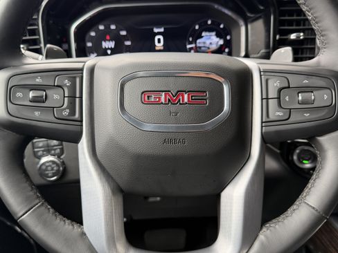 Used 2024 GMC Sierra 1500 Elevation w/ Elevation Premium Package AWD/4WD image 40