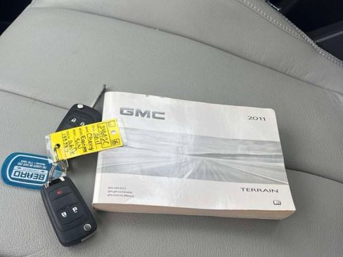 Used 2011 Chevrolet Equinox LS FWD image 5