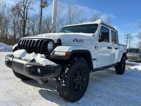 Used 2021 Jeep Gladiator Willys image 6