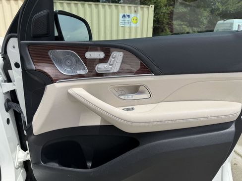 Certified 2021 Mercedes-Benz GLS 580 4MATIC image 30
