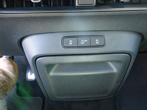 New 2025 Volkswagen ID. Buzz Pro S image 19